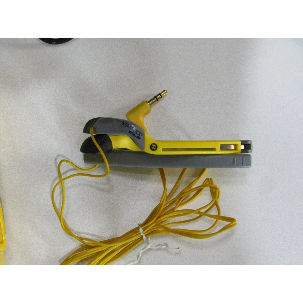 Sony Walkman WM-SXF32 Yellow Gray Portable AM/FM Cassette Player & Headphones
